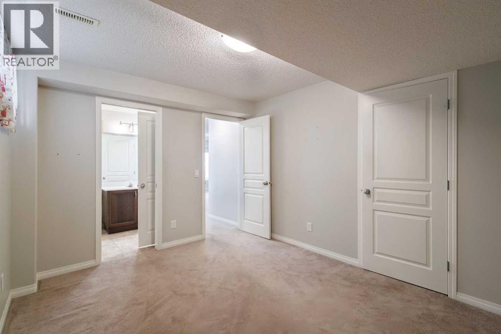 53 Sherwood Way NW - photo 39