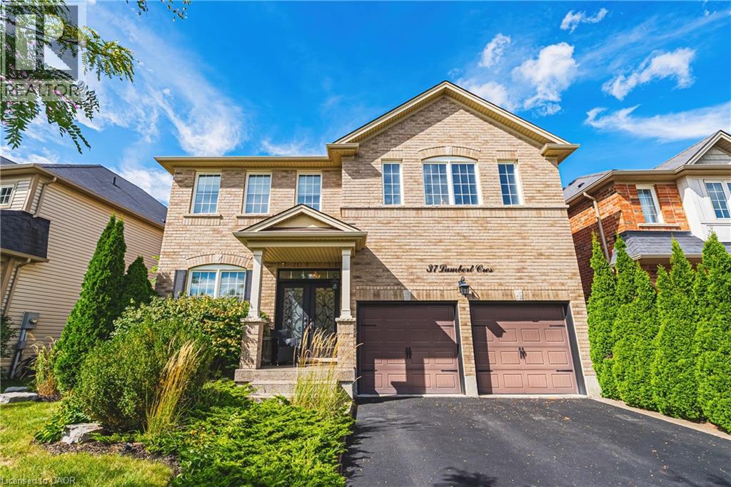 37 Lambert Crescent — photo 2