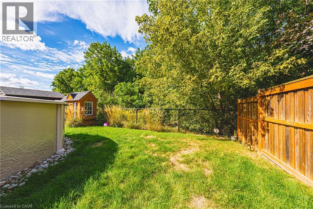 37 Lambert Crescent — photo 37