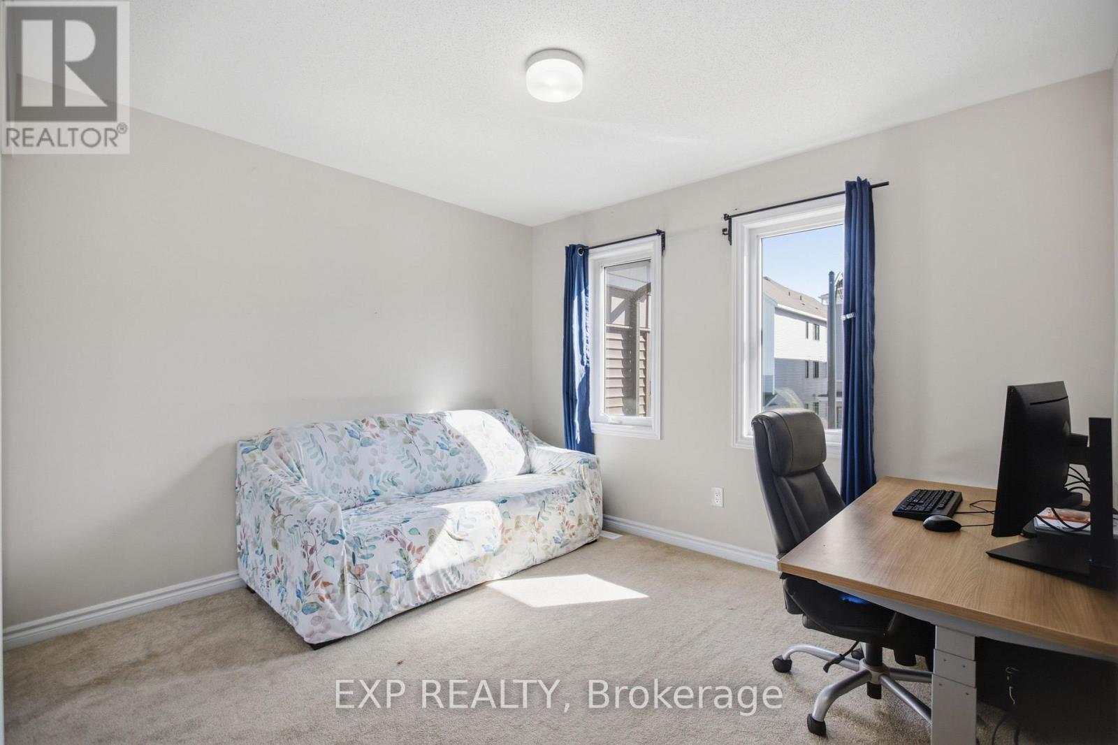 67 Caspian Row — photo 18