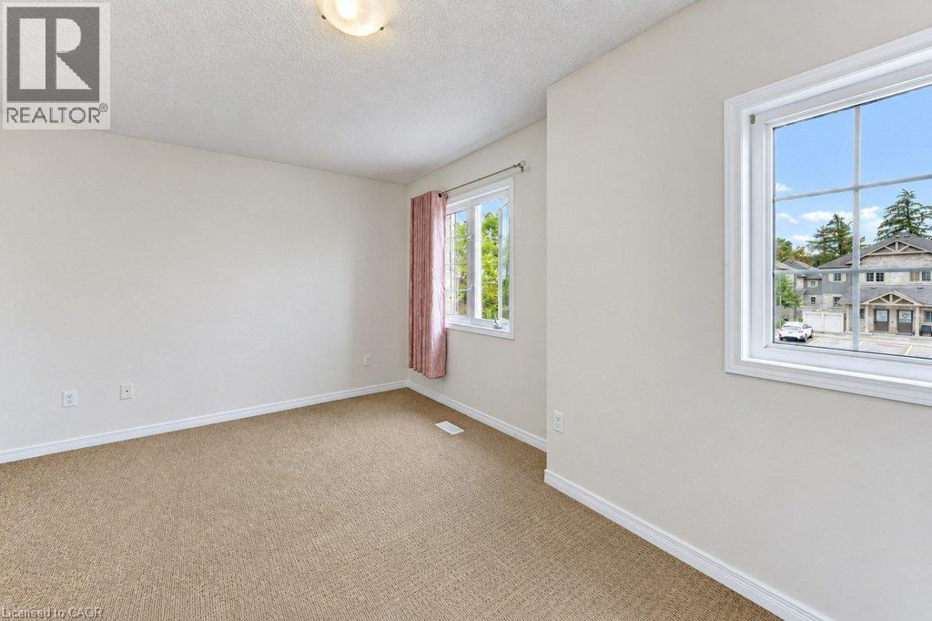 925 Glasgow Street — photo 26