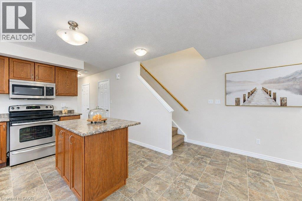 925 Glasgow Street — photo 11