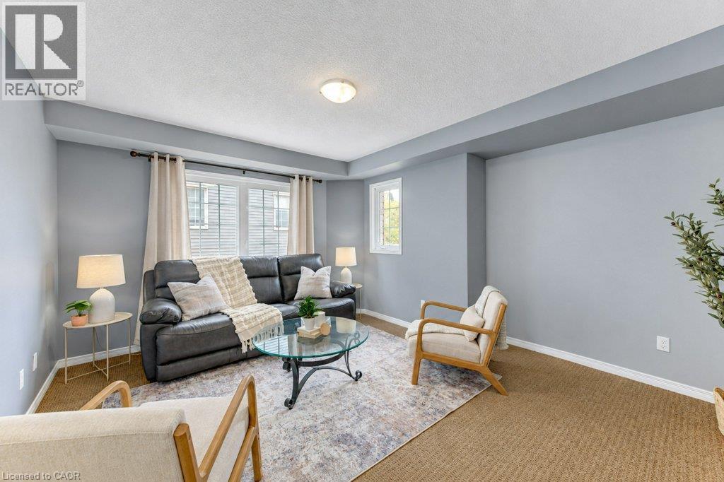 925 Glasgow Street — photo 16