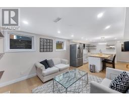 79 Beswick Drive, Newmarket, ON L3Y1E8 Photo 32