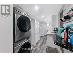 79 Beswick Drive, Newmarket, ON L3Y1E8 Photo 38