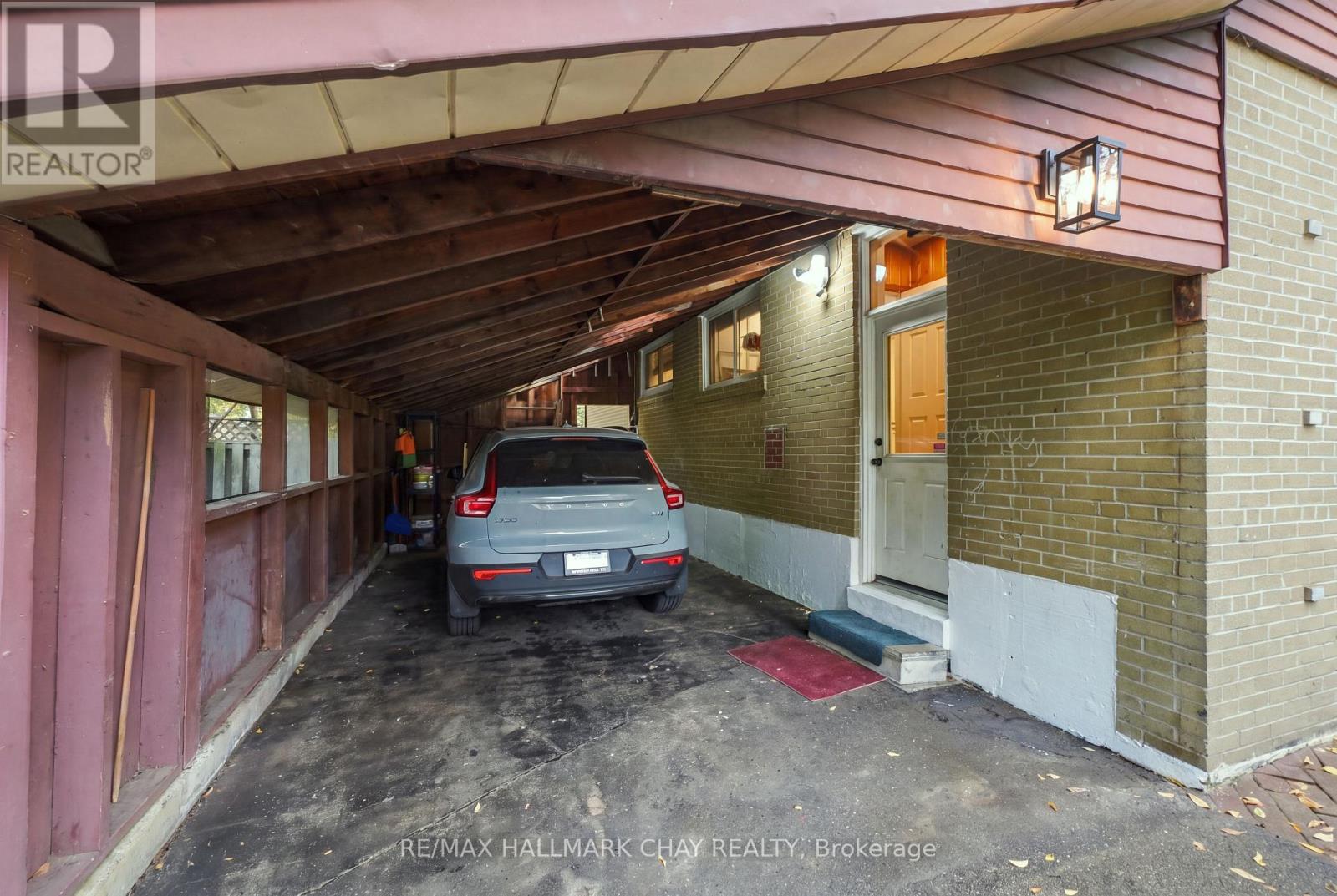 11 Davidson Road, Aurora, ON photo 22