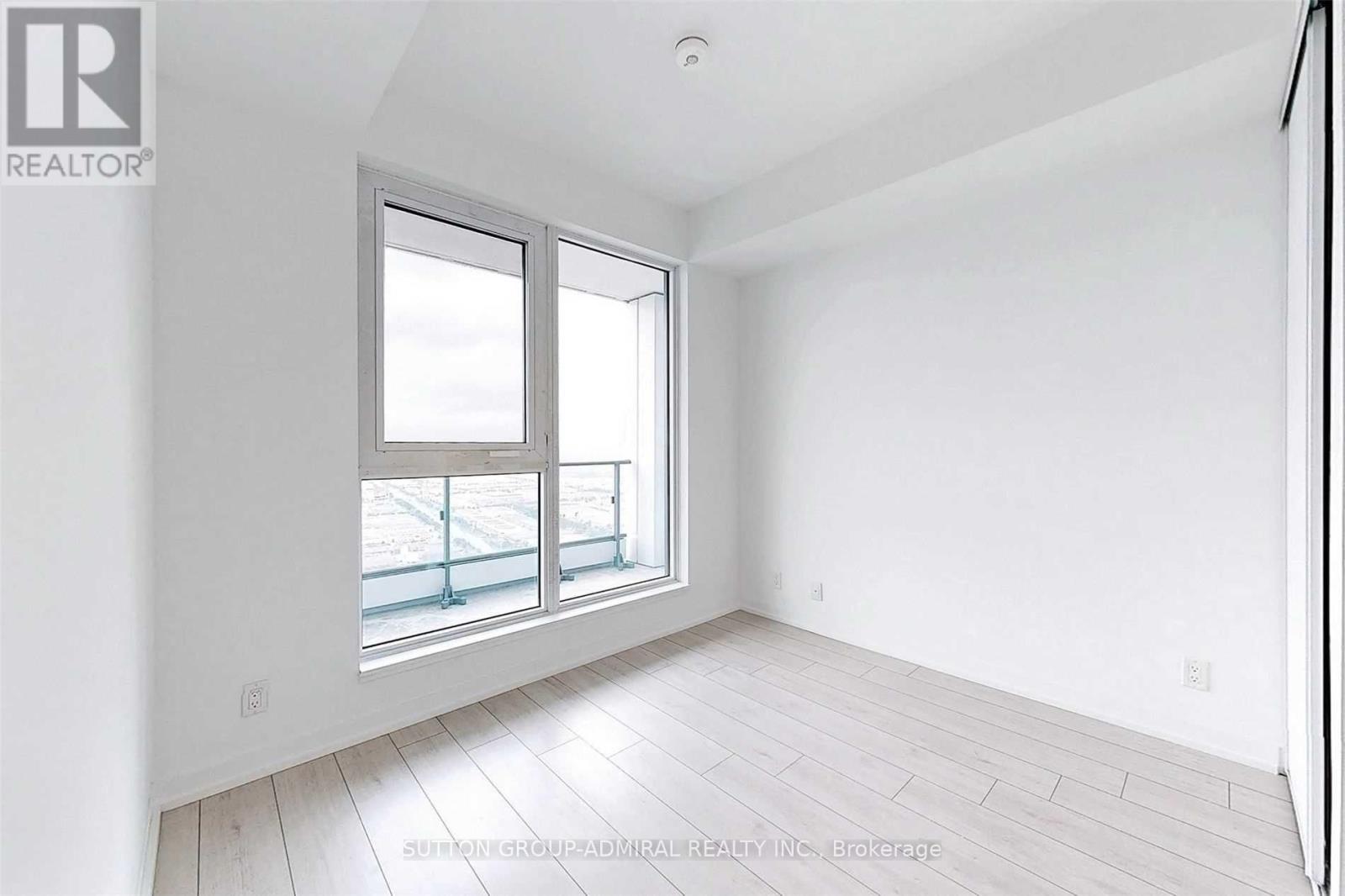 950 Portage Parkway — photo 12