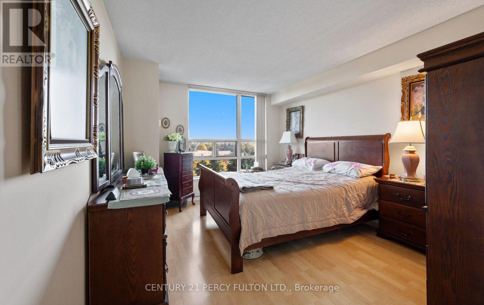 7825 Bayview Avenue — photo 19