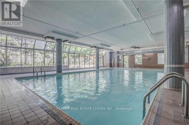 285 Enfield Place — photo 16