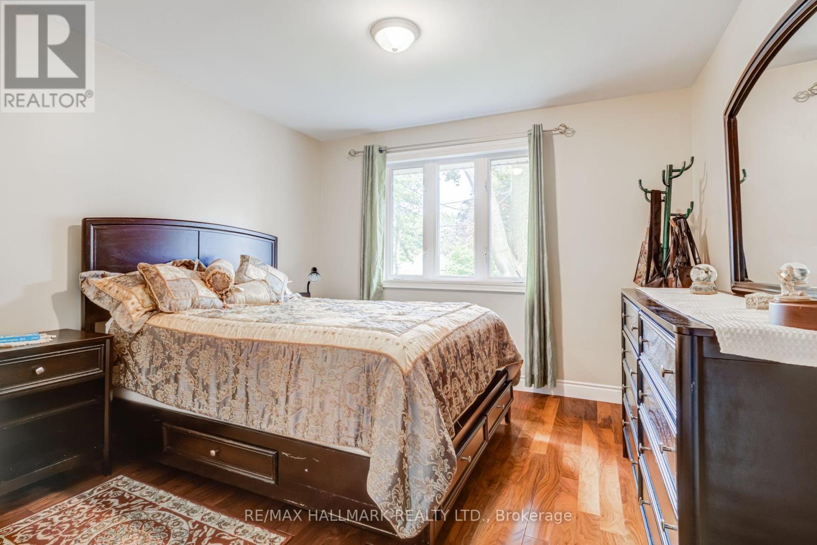 1218 Grange Road, Oakville, ON photo 15