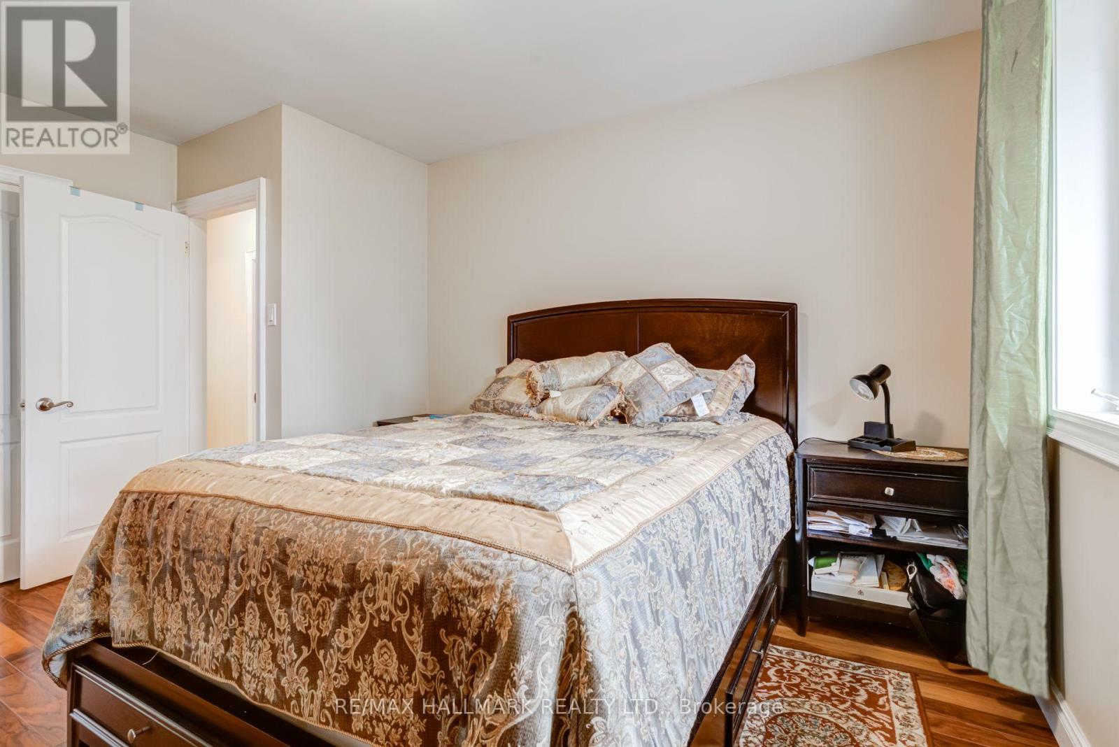 1218 Grange Road, Oakville, ON photo 16