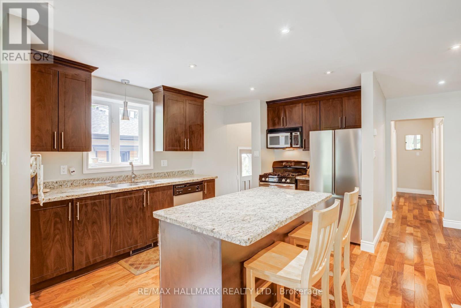 1218 Grange Road, Oakville, ON photo 7