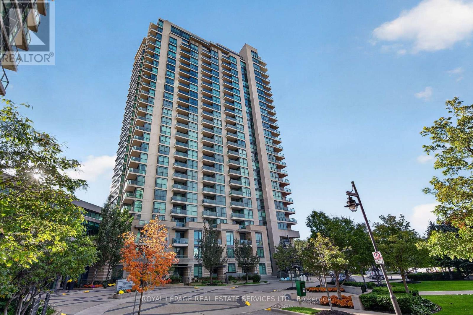 1401- 235 Sherway Gardens Road, Toronto, ON photo 2