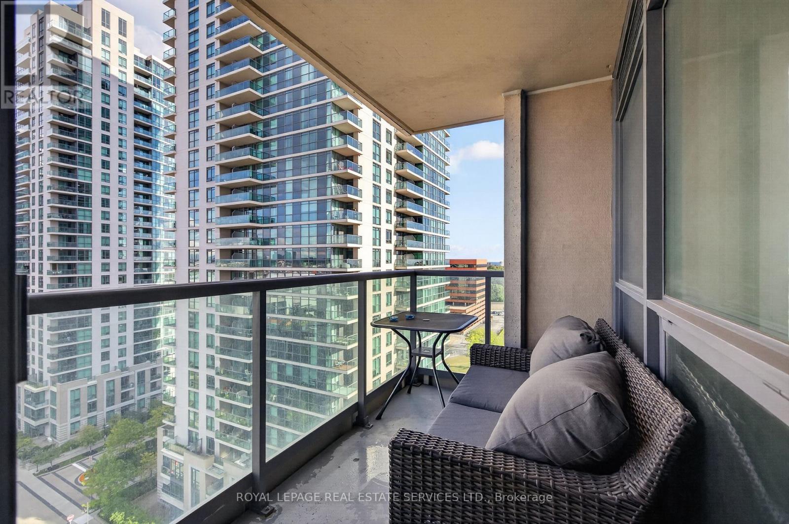 1401- 235 Sherway Gardens Road, Toronto, ON photo 32