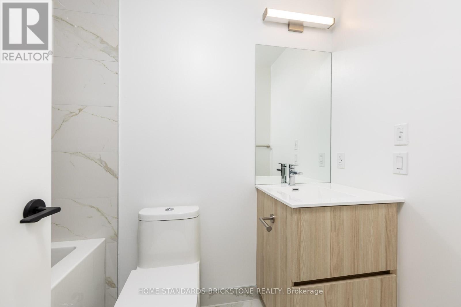 1012- 220 Missinnihe Way, Mississauga, ON photo 19