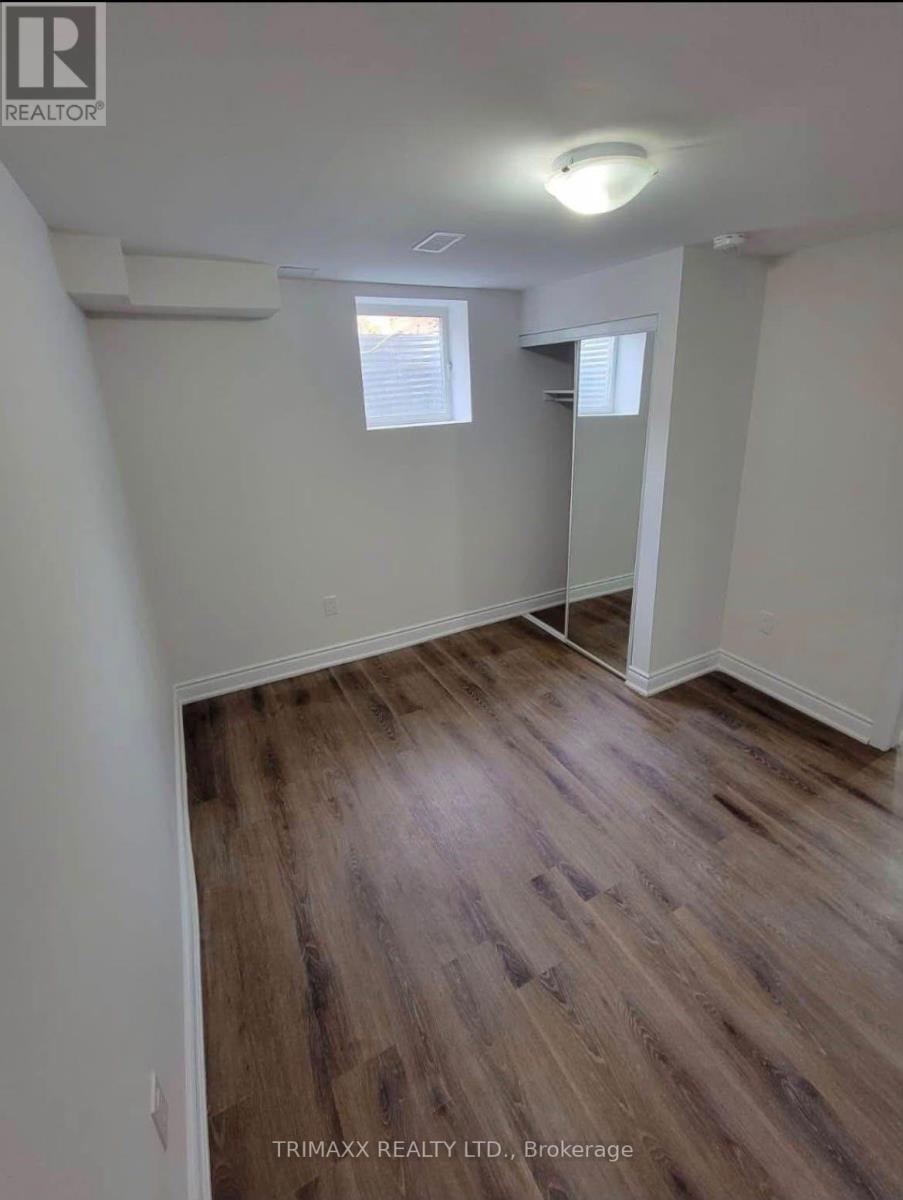 82 Humberstone Crescent — photo 10