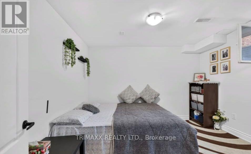 82 Humberstone Crescent — photo 11
