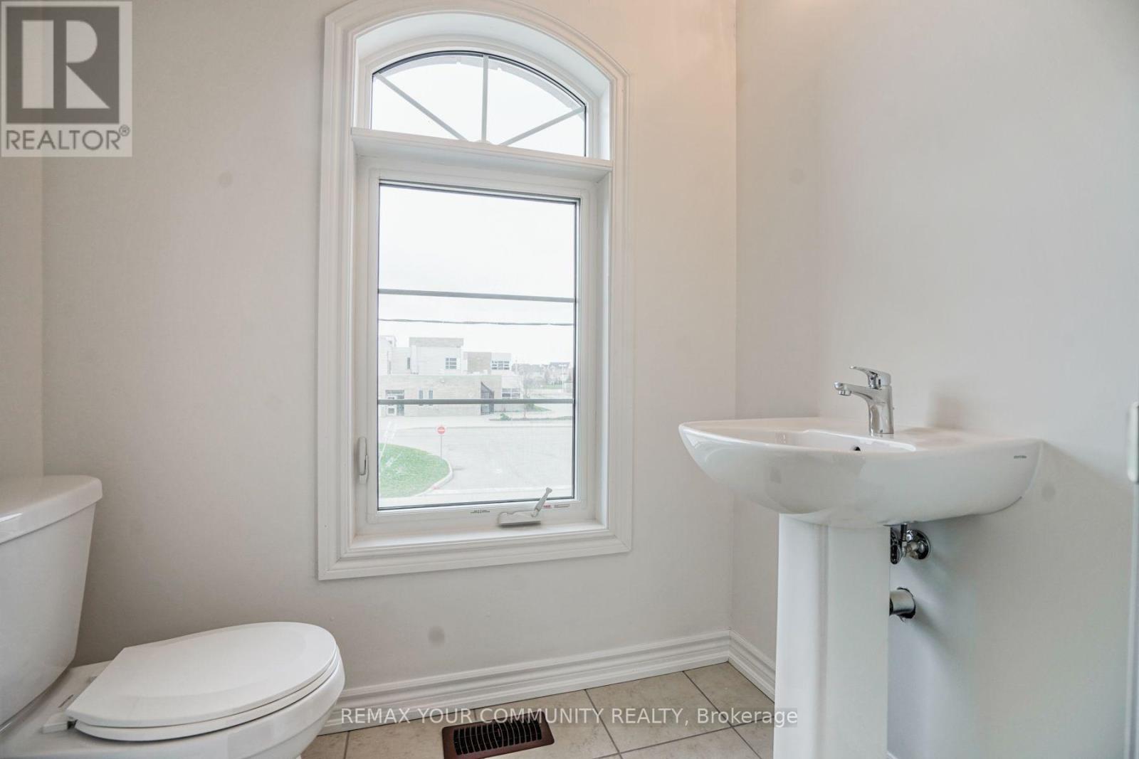 13 Gilford Street — photo 12