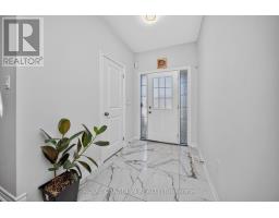 Dining room - 72 Bobolink Road, Hamilton, ON L9A2P5 Photo 7