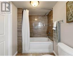 1 Welbourn Drive, Hamilton, ON L9A3N1 Photo 17