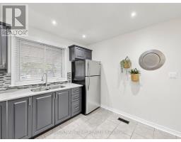 1 Welbourn Drive, Hamilton, ON L9A3N1 Photo 9