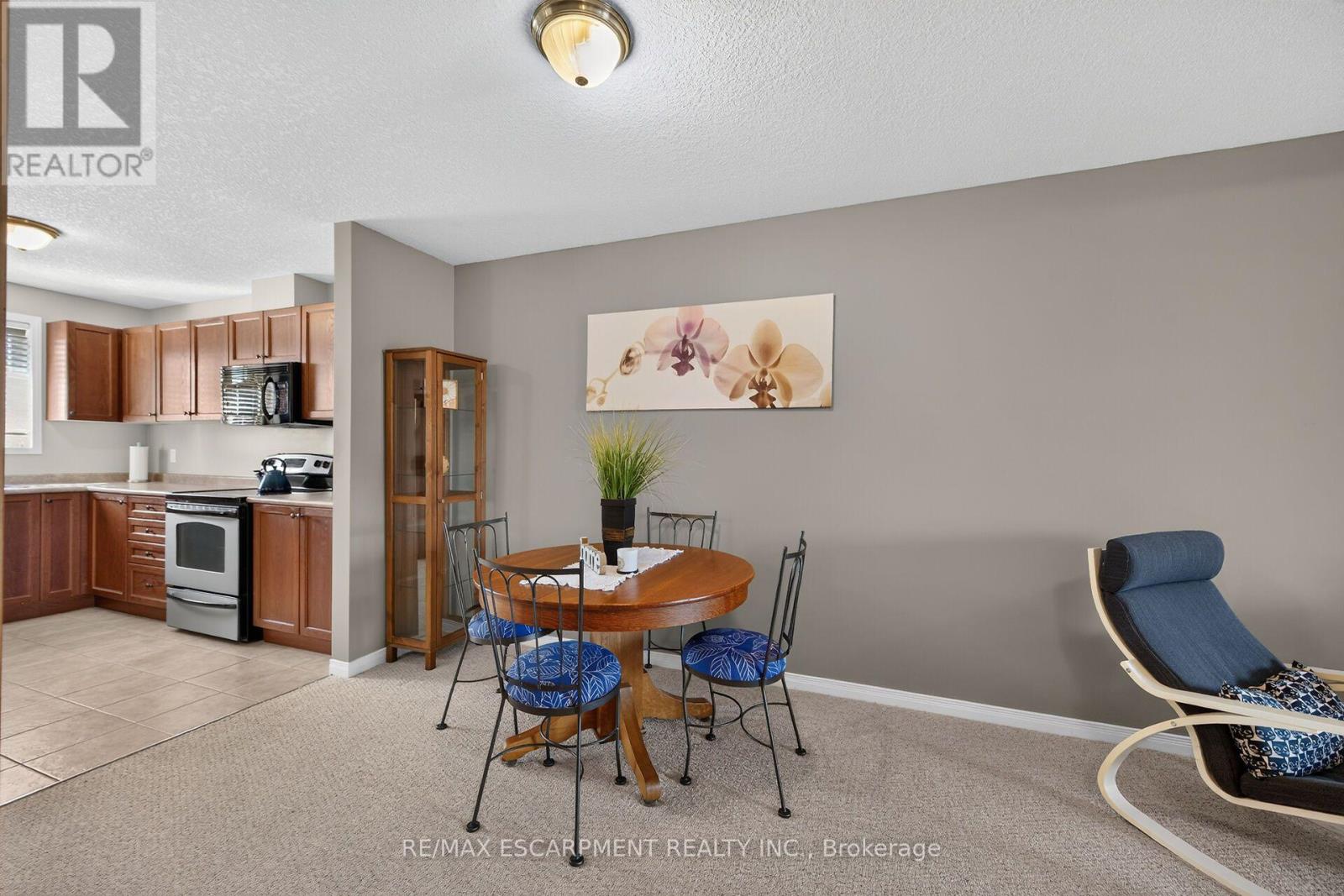 7 Powell Lane, Haldimand, ON photo 14