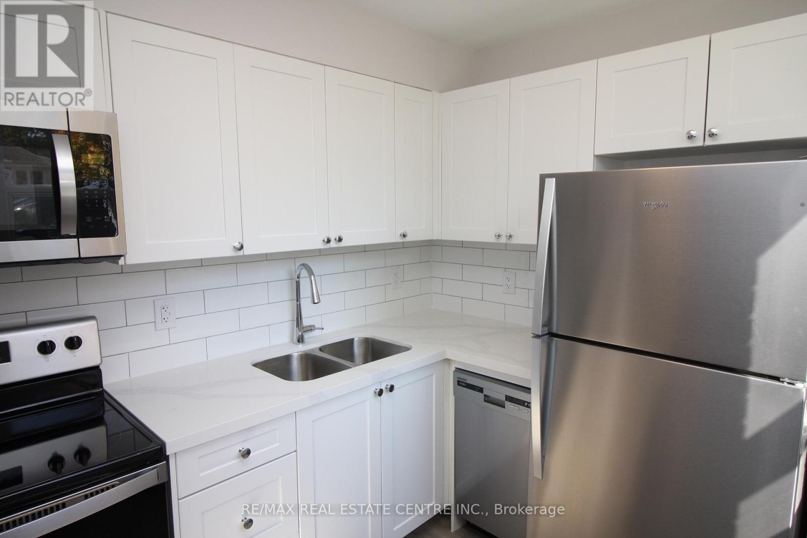 1 - 424 ARGYLE STREET S, Cambridge — photo 11