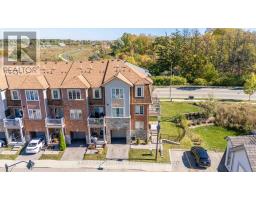 13 - 11 Stockbridge Gardens, Hamilton, ON L8J0H5 Photo 32