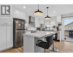 62 Aime Street, photo 2