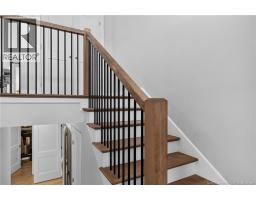62 Aime Street, photo 9