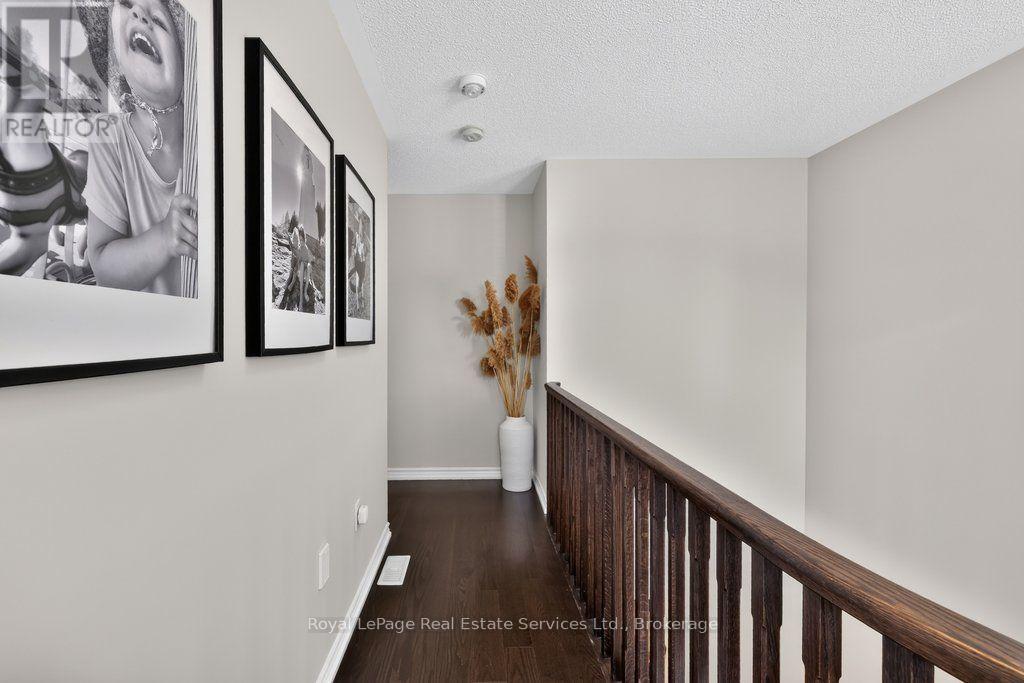 1422 Orr Terrace — photo 34