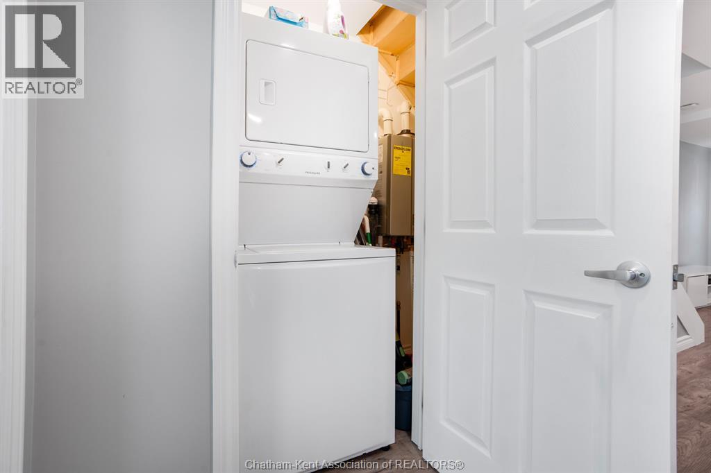 32 Foster Street — photo 23