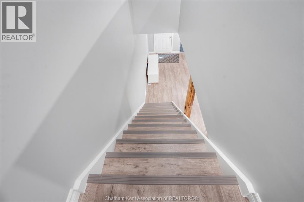 32 Foster Street — photo 25