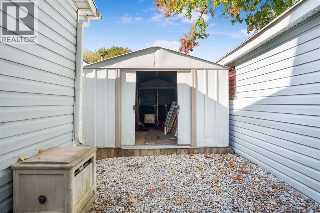 32 Foster Street — photo 30