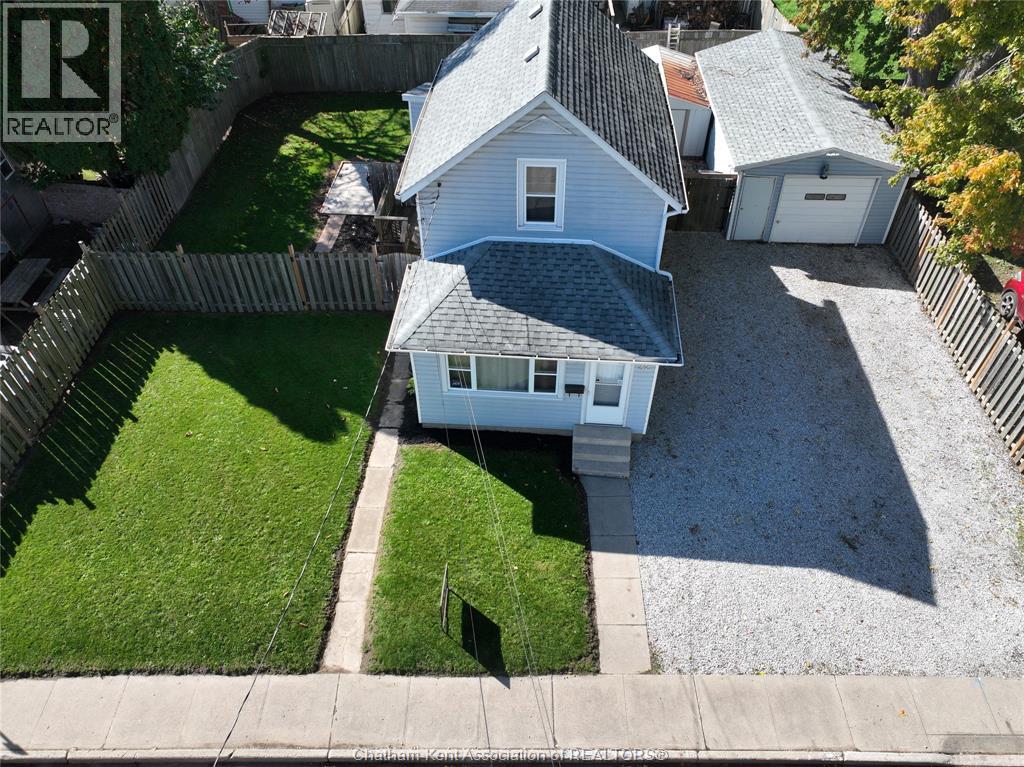 32 Foster Street — photo 33