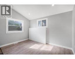 32 Foster Street, Chatham, ON N7M4N5 Photo 17