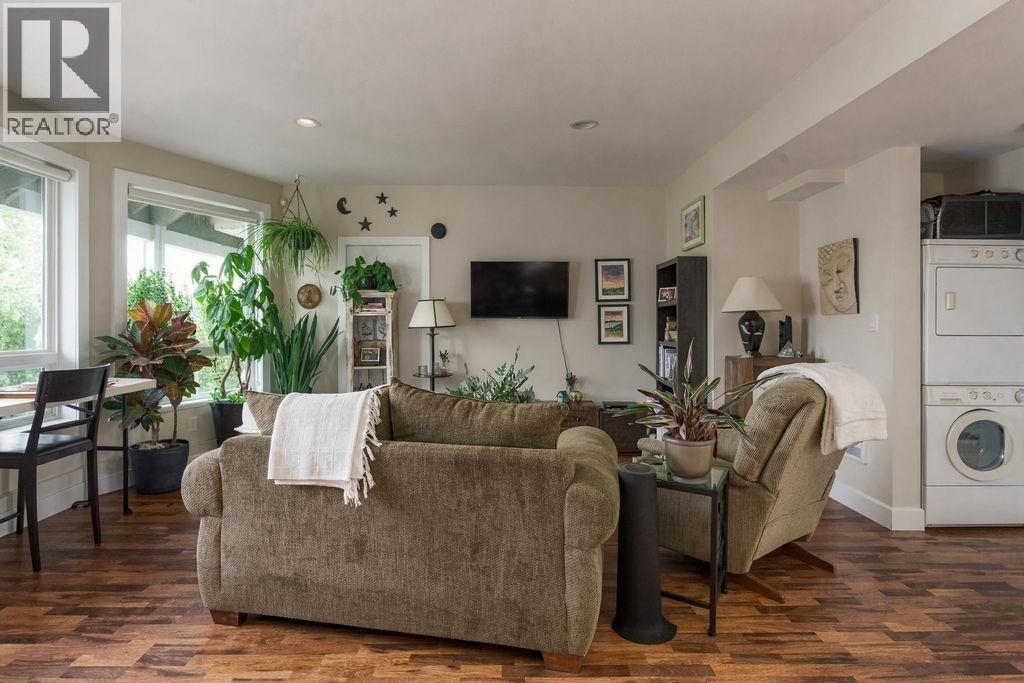Photo of 1208 ST ANDREWS ROAD 36