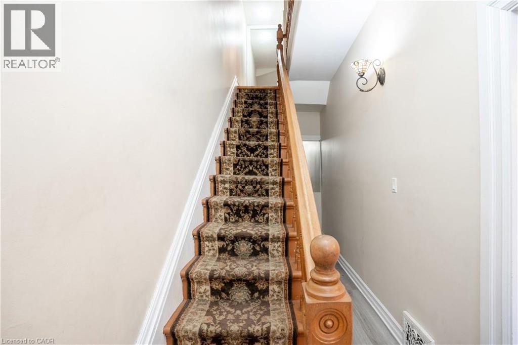 127 East Avenue South — photo 12