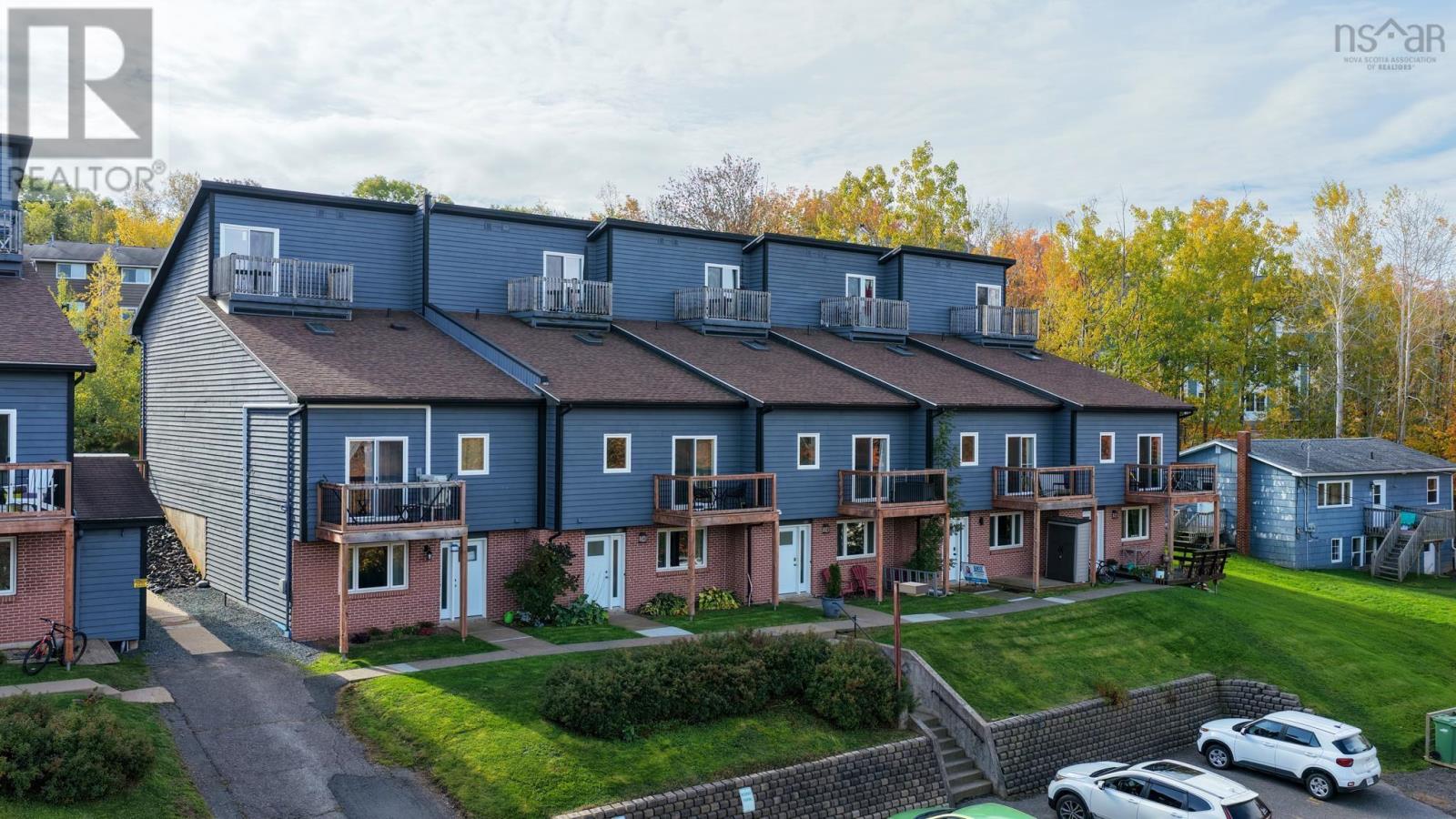 #813 8 Blomidon Terrace - 4