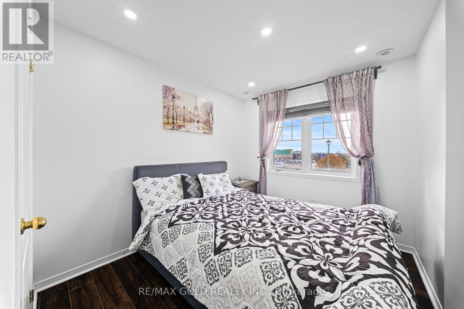 35 DAVENHILL ROAD - 14