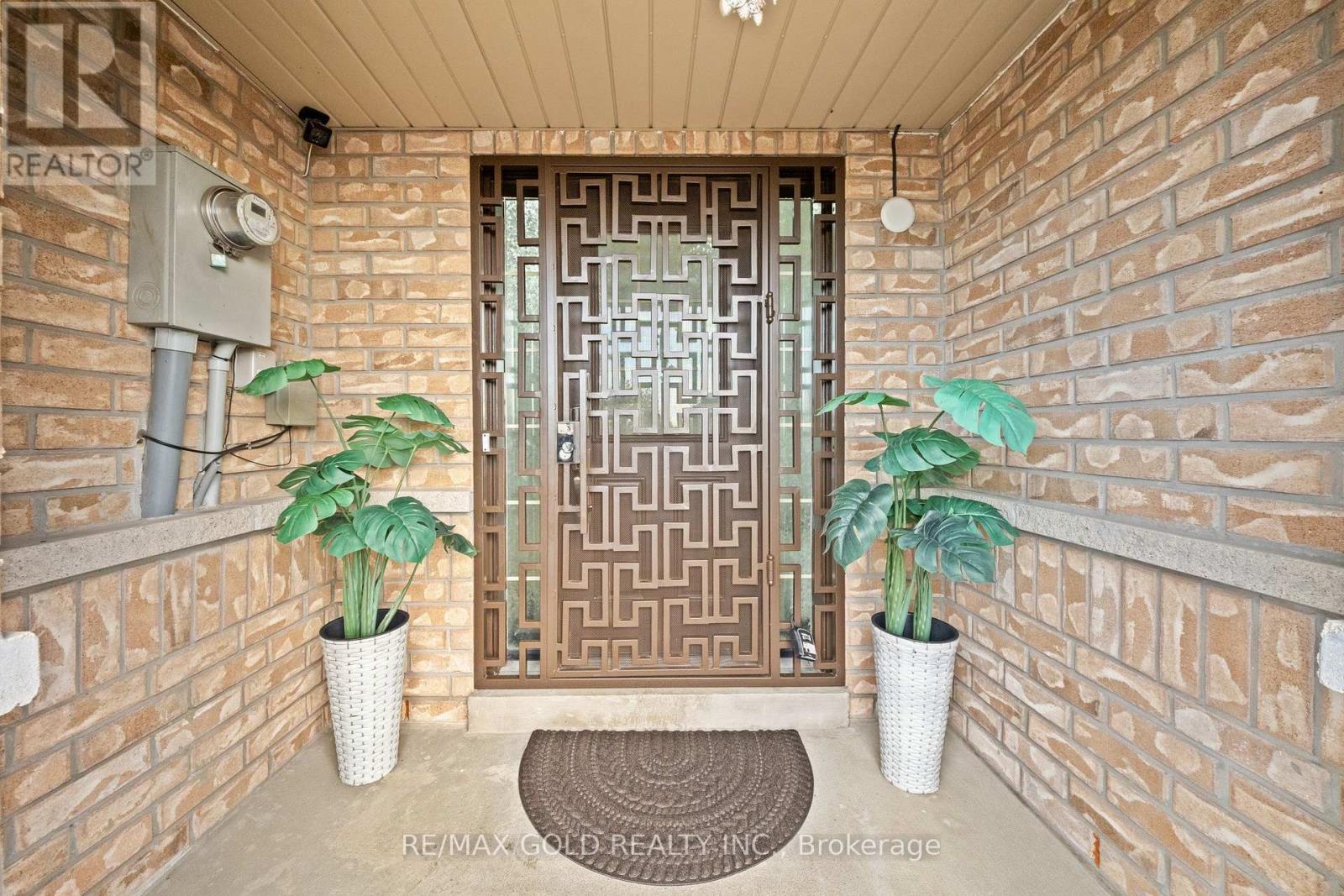 35 Davenhill Road — photo 2