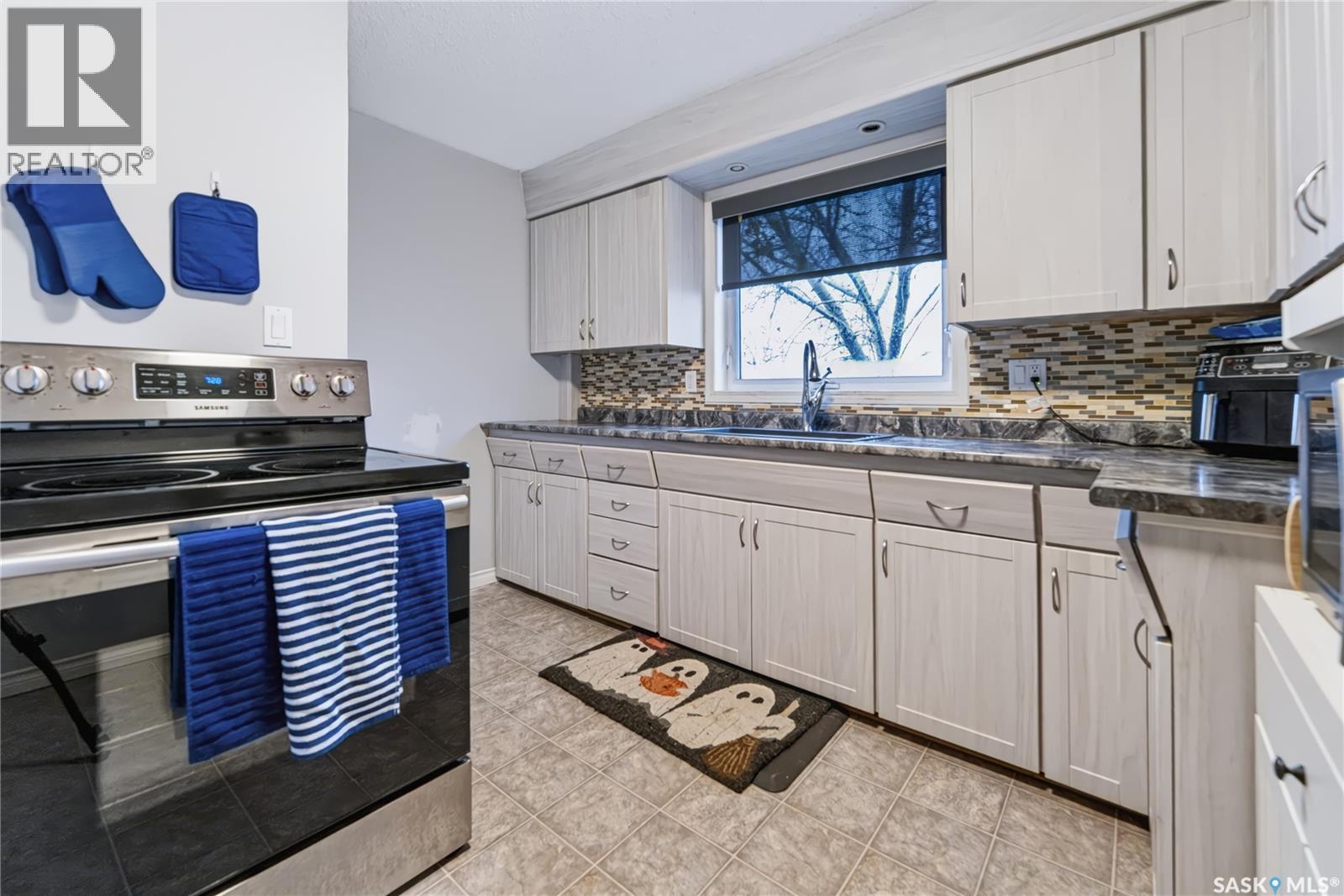 205 WASHINGTON AVENUE - 2