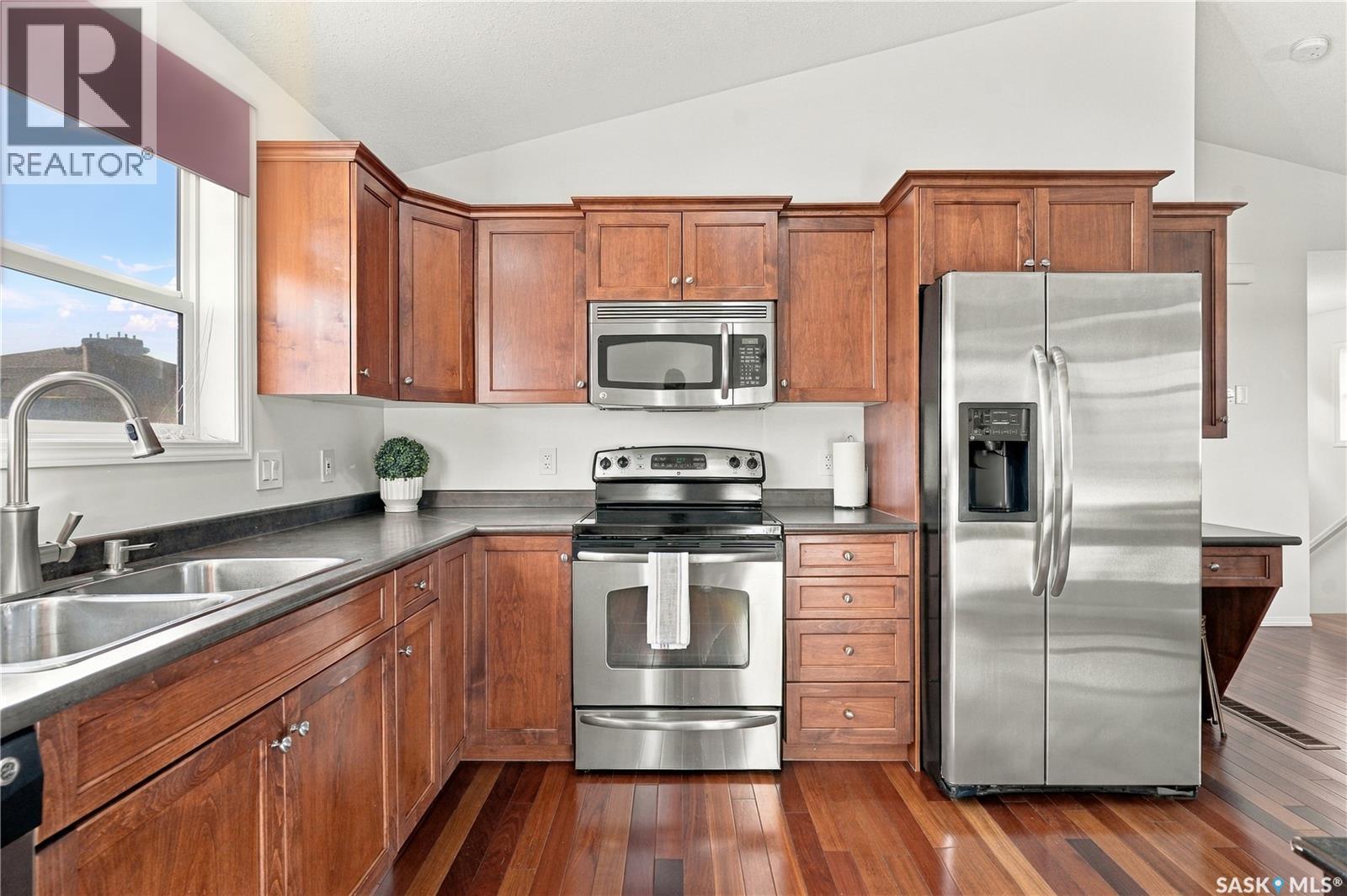 #110 410 Stensrud ROAD - 16