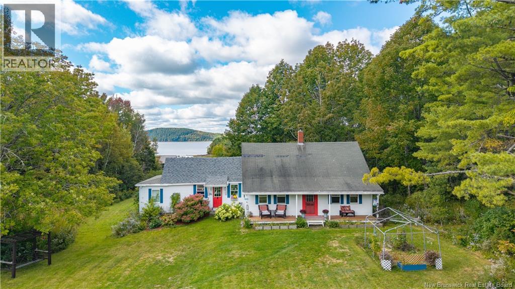 30 Riverview Drive - 1