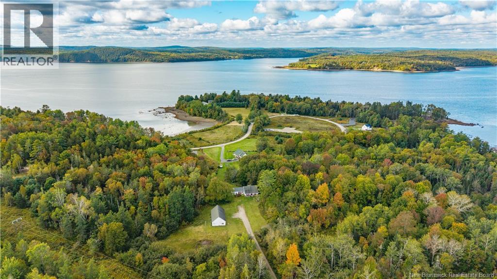 30 Riverview Drive - 2