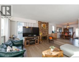 Primary bedroom of 2941 OAKRIDGE CRESCENT · Prince George, BC