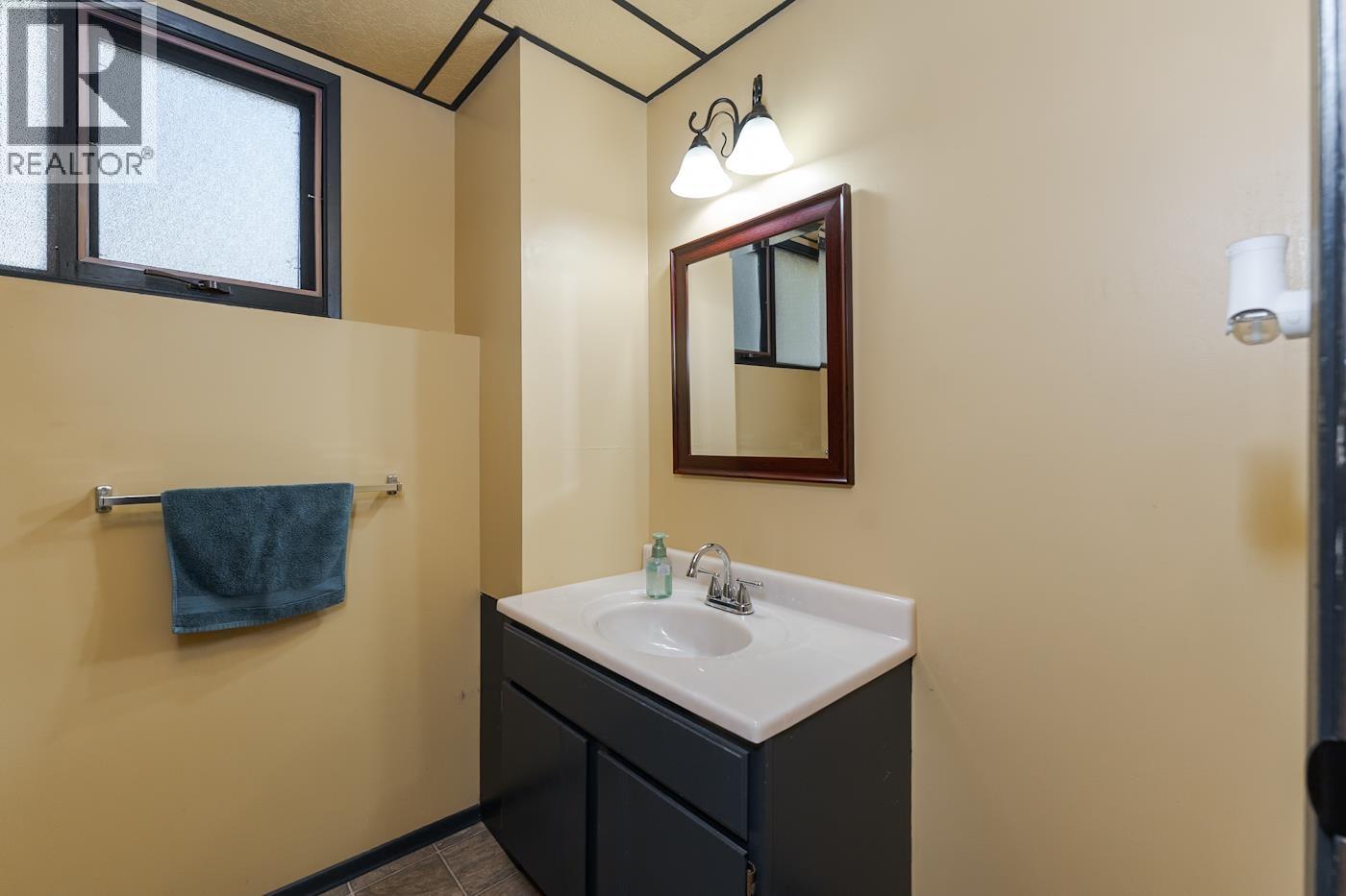2941 OAKRIDGE CRESCENT - 21