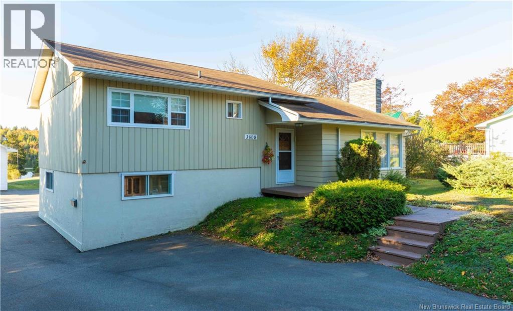 3808 Loch Lomond Road - 1