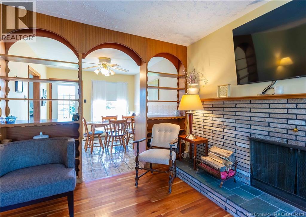 3808 Loch Lomond Road - 11