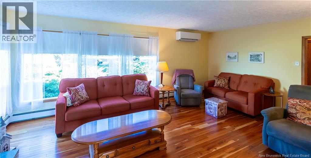 3808 Loch Lomond Road - 14